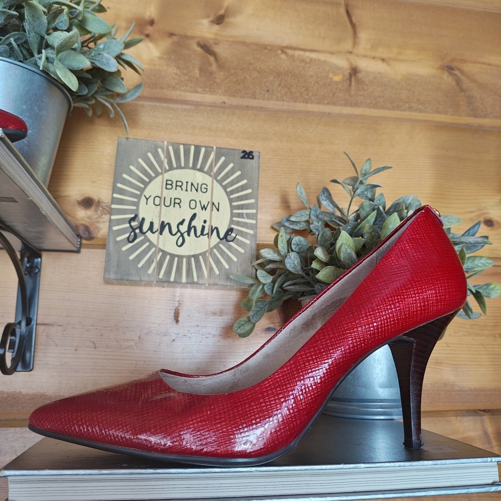 Michael Kors Flex Mid Pump Red Texture Emboss Patent Leather Heels Point Toe 9 M - Picture 2 of 10